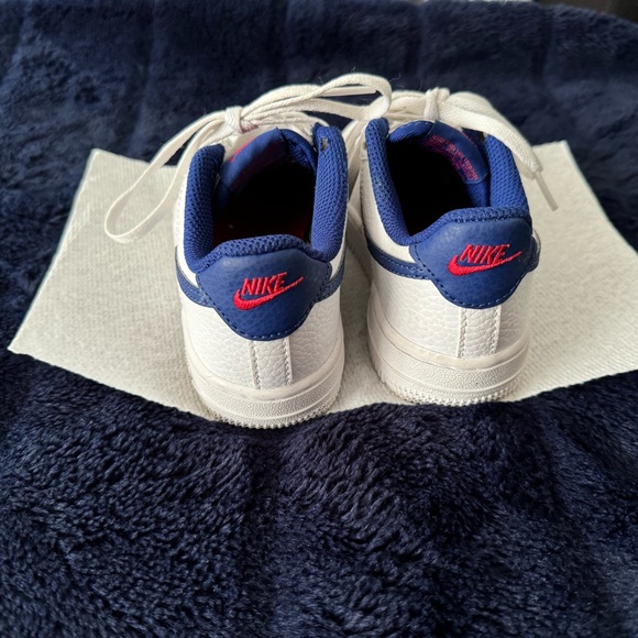 Air force 1s - Picture 3 of 4